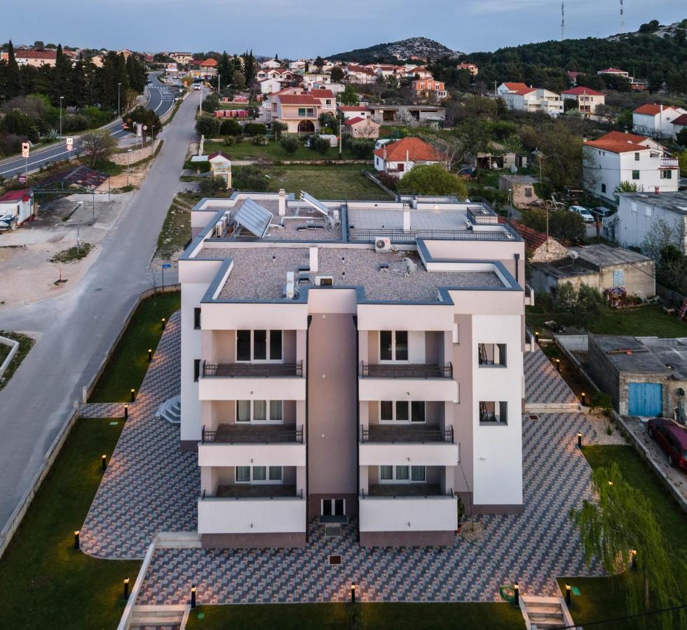 Apartmani Dalmacija Drage Luaran gambar