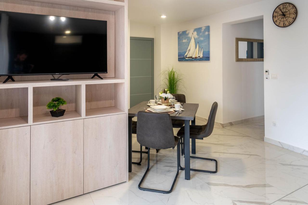 Apartmani Dalmacija Drage Luaran gambar
